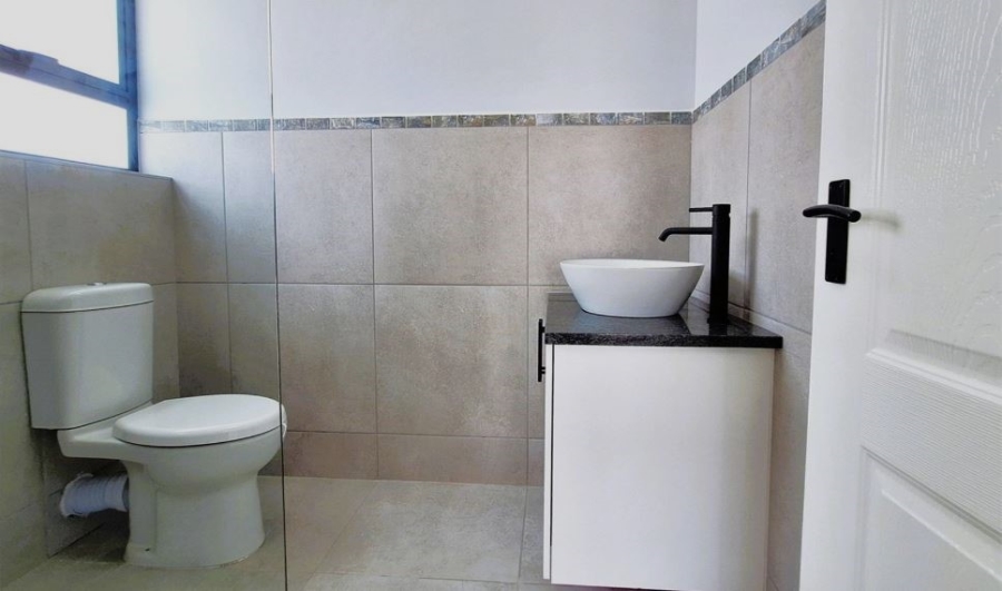 3 Bedroom Property for Sale in Sandy Point Western Cape